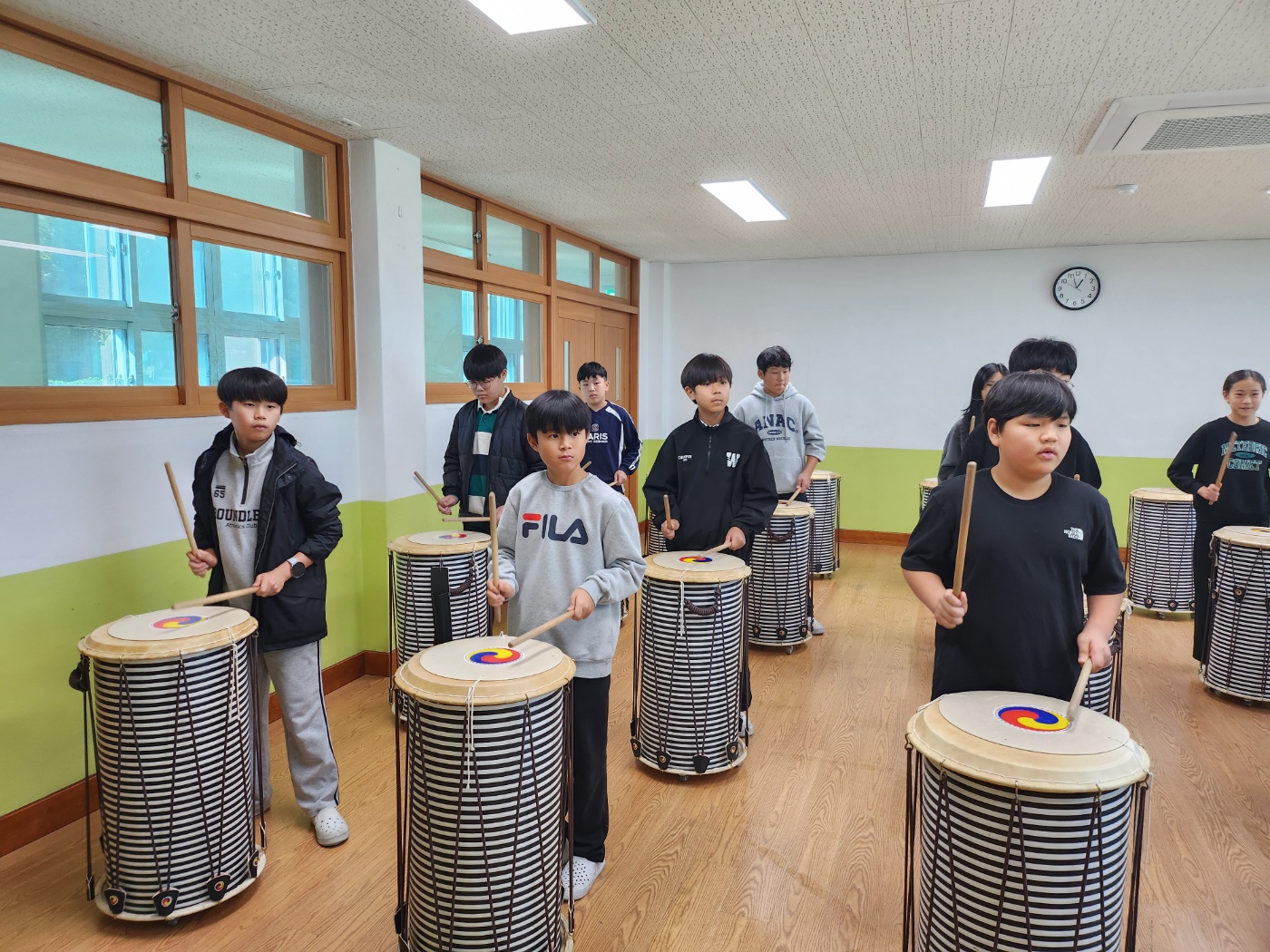 6-4 난타3.jpg